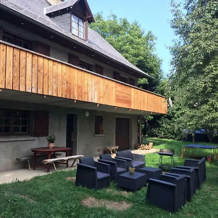 Ferienhaus Le Chant De L'eau Garin