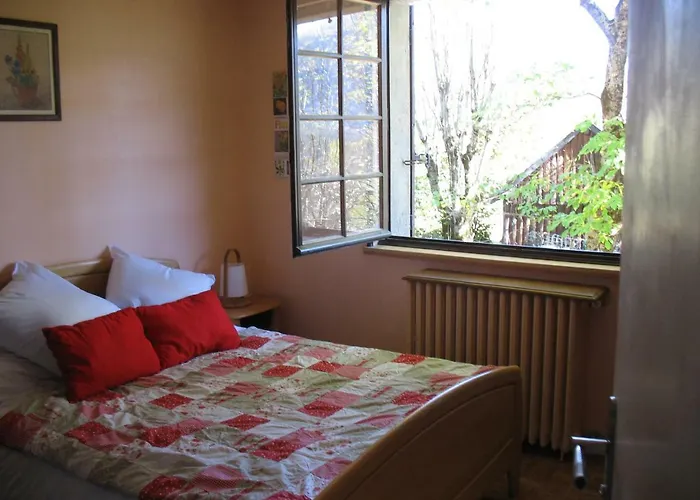 Дом отдыха Le Chant De L'eau Garin