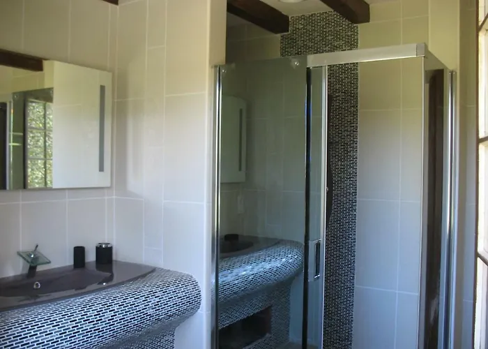 Le Chant De L'eau Дом отдыха