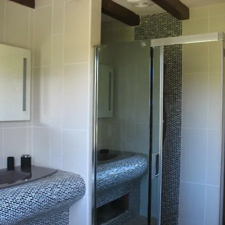 Le Chant De L'eau Holiday home